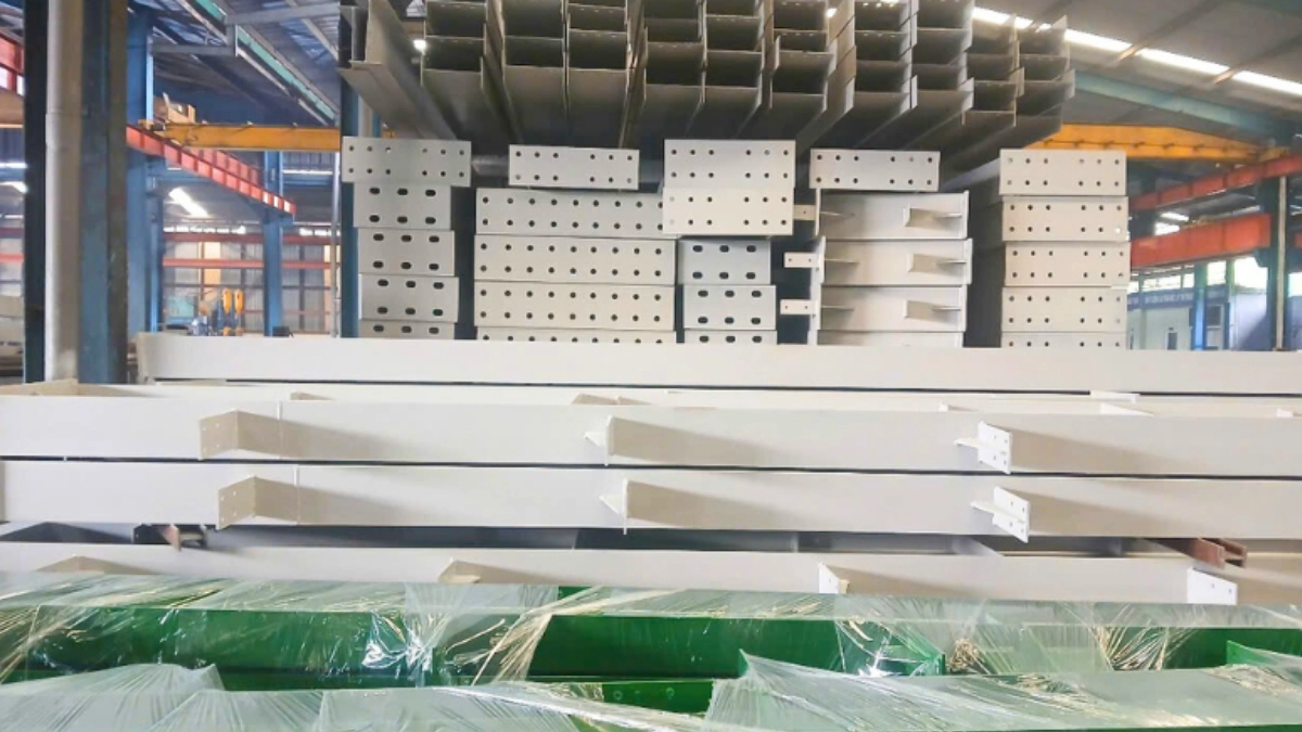 Các cấu kiện đã được thi công sơn chống cháy FIRESTOP IS-120 và sơn phủ Havafinish (sơn phủ biến tính)